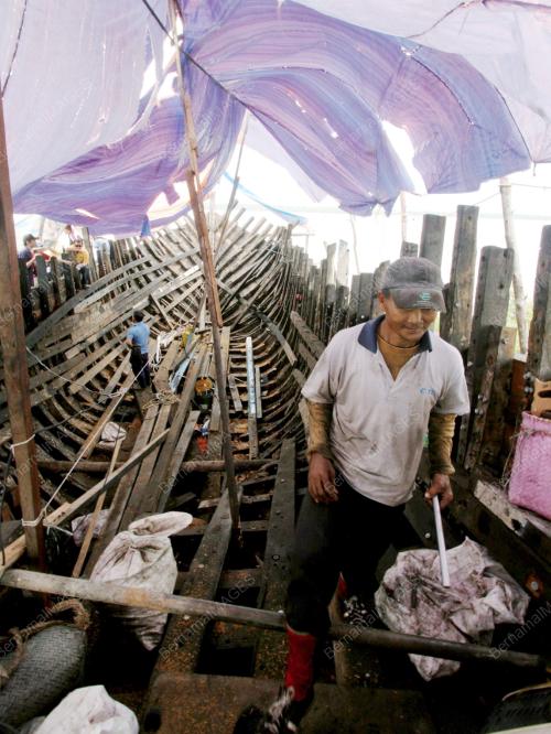 KAPAL BELADIN