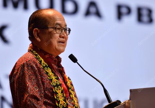 PERHIMPUNAN AGUNG PBB KE-16