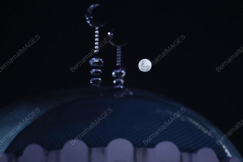 BULAN PURNAMA