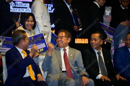 TAN SRI ABANG JOHARI TUN OPENG