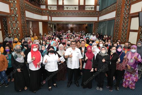 DATUK HASBI HABIBOLLAH