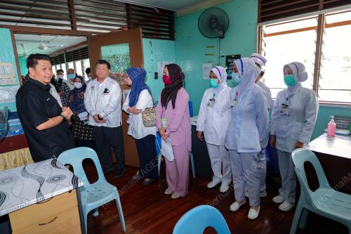 LUKANISMAN AWANG SAUNI