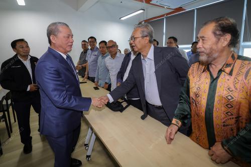 DATUK SERI FADILLAH YUSOF