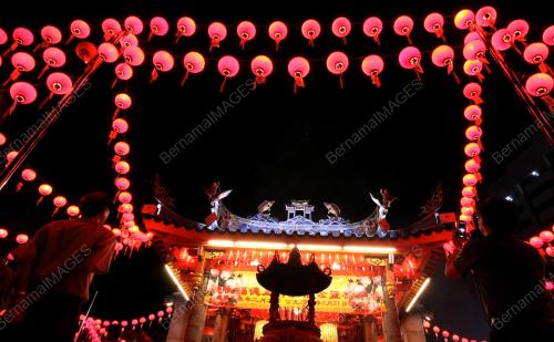 SK02_17022015_TUA_PEK_KONG