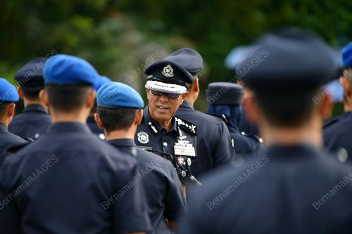DATUK MOHD AZMAN AHMAD SAPRI