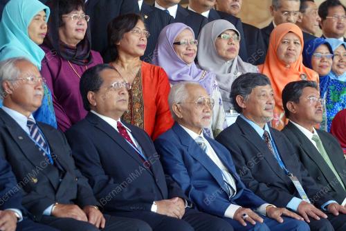 ABDUL TAIB MAHMUD