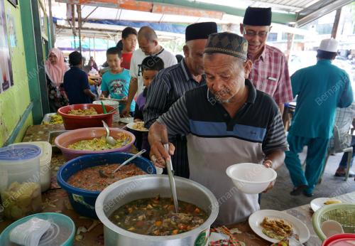 SK02_18112018_NASI_DAGING