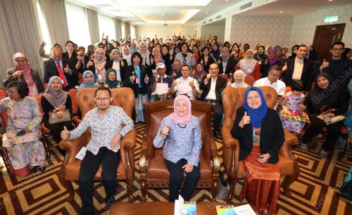 DATUK SERI NANCY SHUKRI