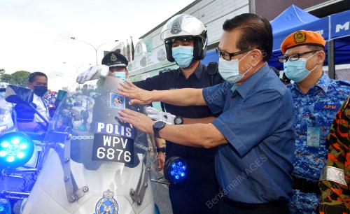 DATUK LEE KIM SHIN
