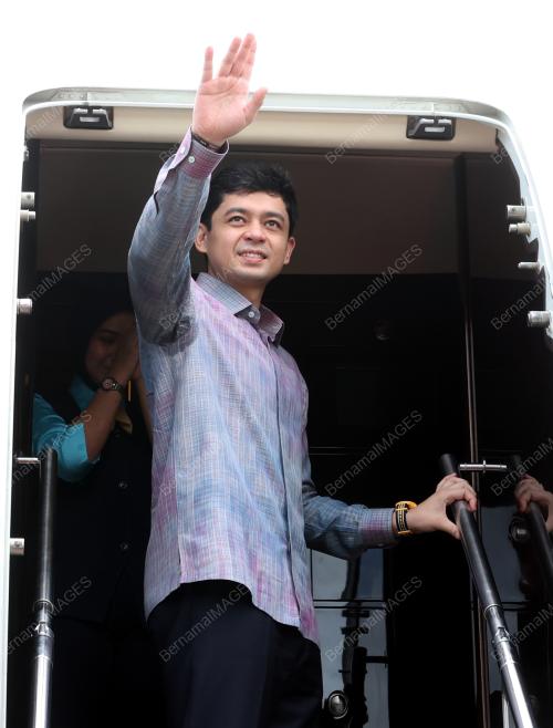 TENGKU HASANAL IBRAHIM ALAM SHAH