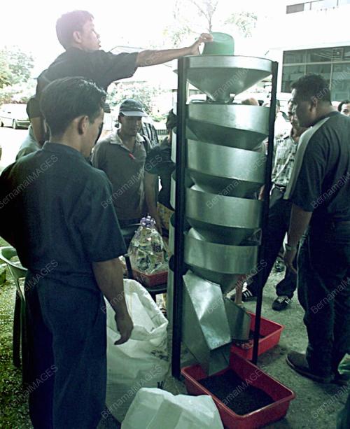 SK02_19022016_MESIN_LADAHITAM