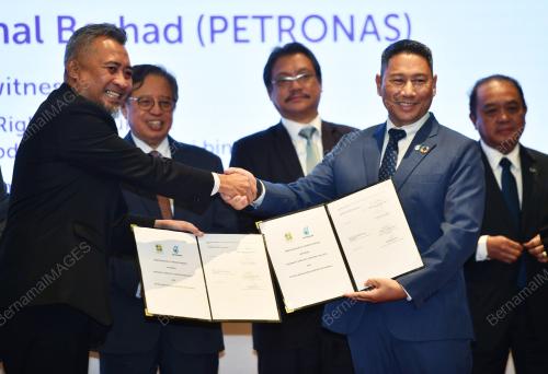 TAN SRI ABANG JOHARI TUN OPENG
