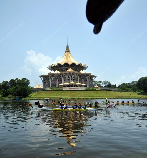 SK02_19092015_PERAHU_NAGA