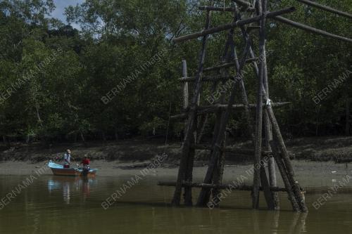TINJAUAN DI KAMPUNG NELAYAN BAKO
