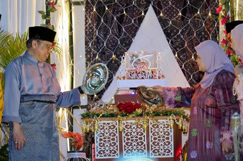 TAN SRI ABANG JOHARI TUN OPENG