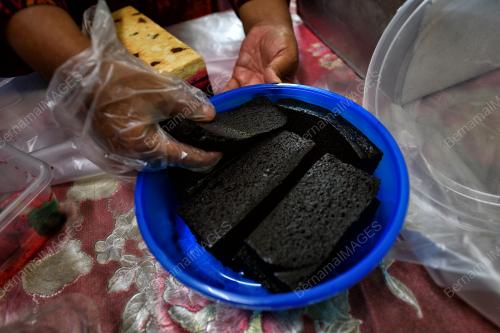 KEK LAPIS SARAWAK