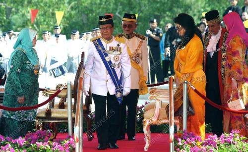 ISTIADAT PEMBUKAAN PENGGAL PERTAMA DUN SARAWAK