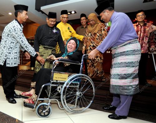 SK02_21072013_JHEV_BANTUAN