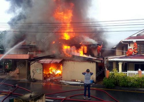 SK02_21102016_TERBAKAR