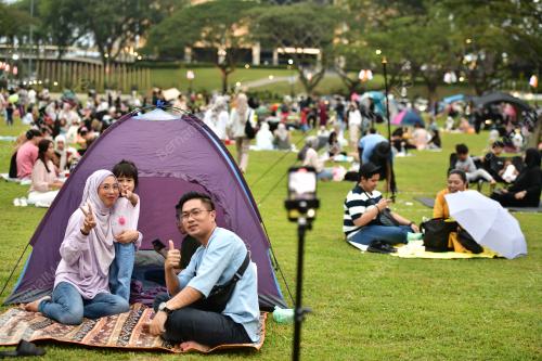 BERBUKA PUASA PADANG MERDEKA