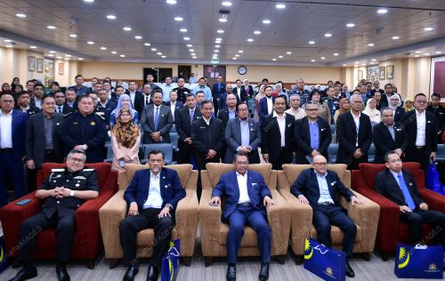 DATUK MUSTAPHA SAKMUD