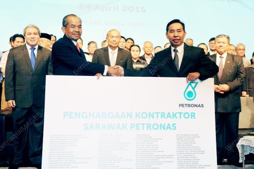 SK02_24042015_KONTRAK_PETRONAS