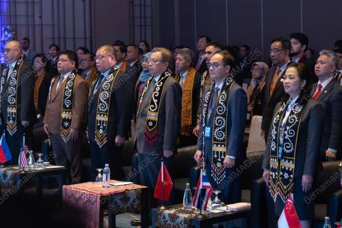 TAN SRI ABANG JOHARI TUN OPENG
