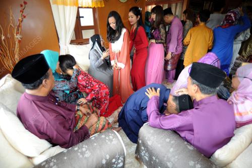 SK02_24062017_MENJELANG_AIDILFITRI