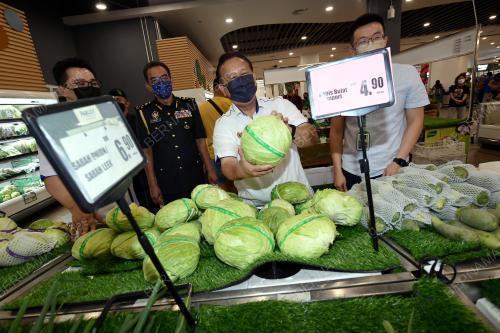DATUK SERI ALEXANDER NANTA LINGGI