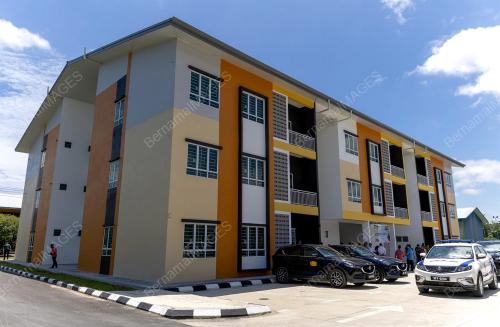 RUMAH GURU SMK AGAMA IGAN
