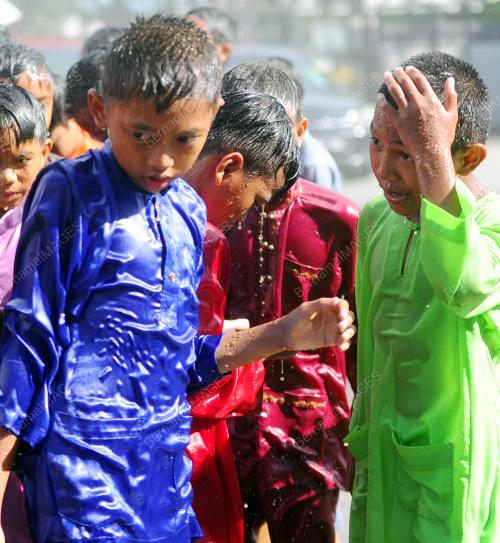 SK02_25112016_MAJLIS_BERKHATAN