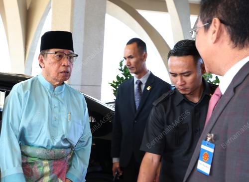 TAN SRI ABANG JOHARI TUN OPENG