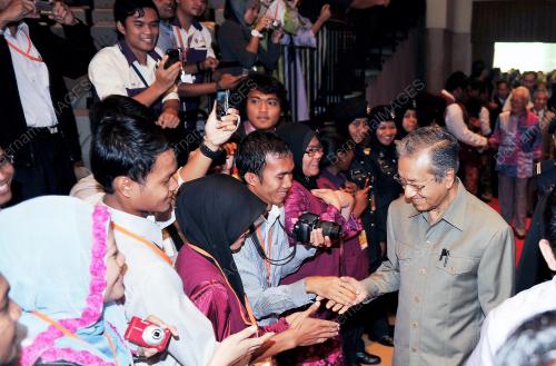 SK02_26022012_TUN_UNIMAS