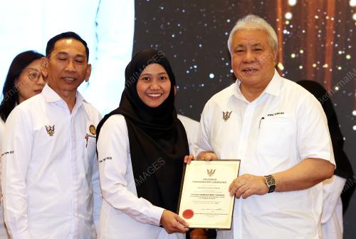 DATUK AMAR AWANG TENGAH