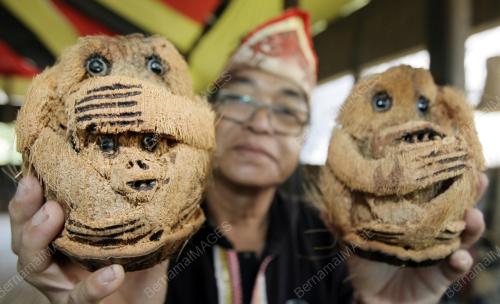 SK02_26052015_ORANG_UTAN