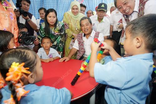 MUHYIDDIN YASSIN