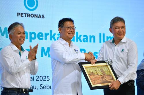 DATUK SERI JULAIHI NARAWI