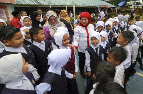 DATUK SERI NANCY SHUKRI