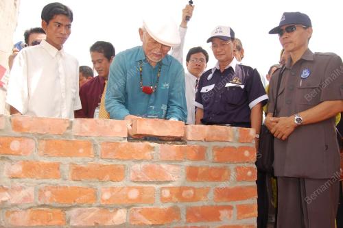 ABDUL TAIB MAHMUD
