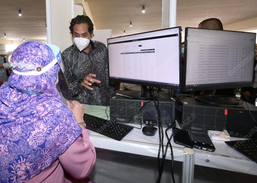 KHAIRY JAMALUDDIN