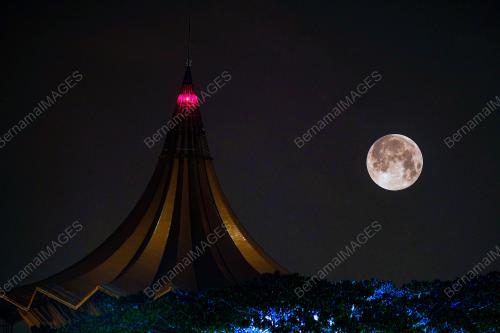 SK02_28072018_GERHANA_BULAN