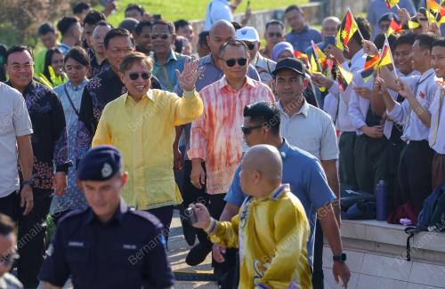 TAN SRI ABANG JOHARI TUN OPENG