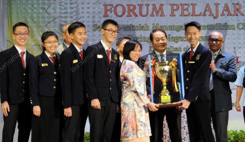 SK02_29042014_FORUM