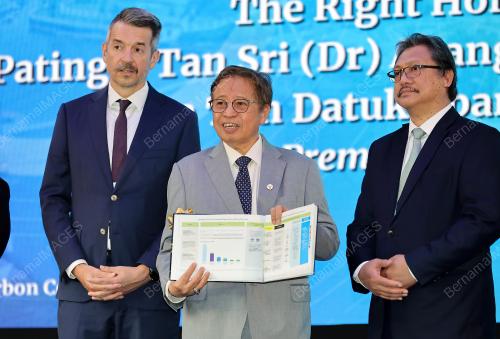 TAN SRI ABANG JOHARI TUN OPENG