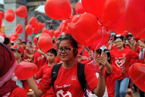 SK02_30092012_HARI_JANTUNG