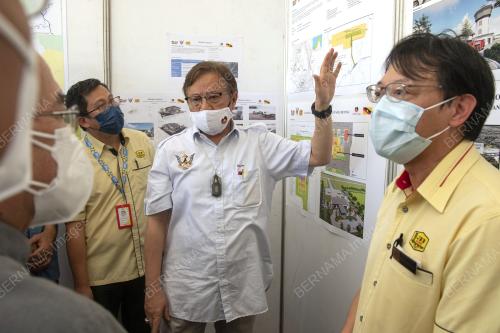 TAN SRI ABANG JOHARI TUN OPENG