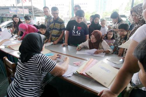 SK02_30122011_BANTUAN