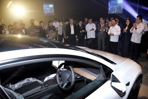 TAN SRI ABANG JOHARI TUN OPENG