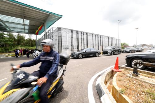 TAN SRI ABANG JOHARI TUN OPENG