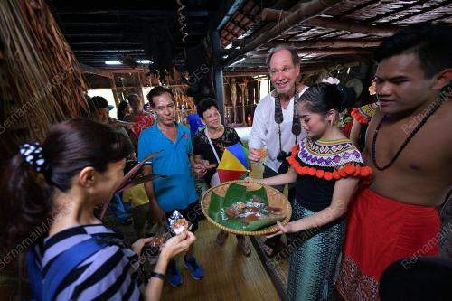 SK02_31052018_GAWAI